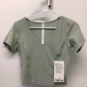 Lululemon Nulu Cropped Slim Yoga SS